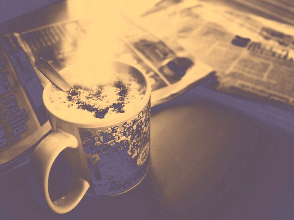 Капучино и свежая пресса обои