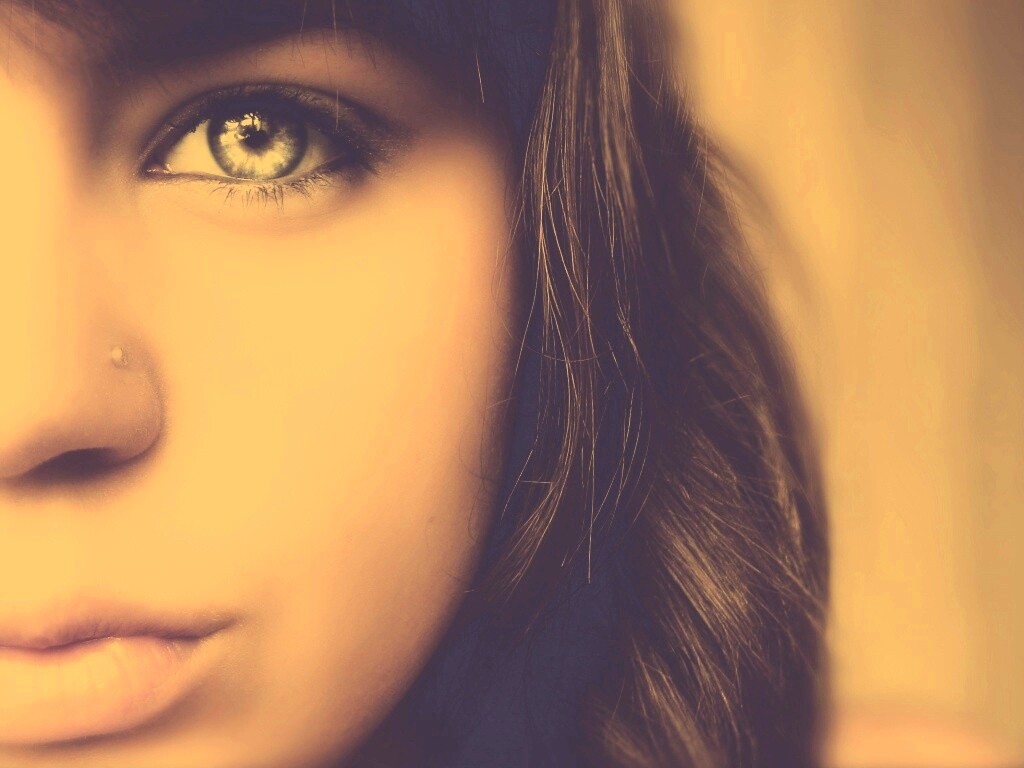 Лицо крупным планом обои