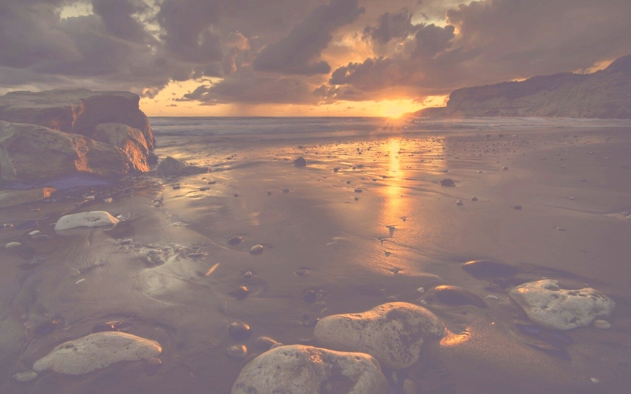 Закат солнца на пляже обои