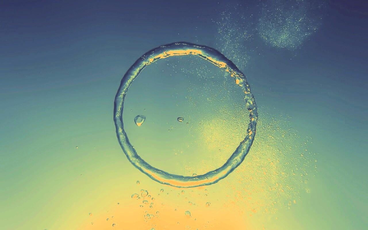 Кольцо из воды обои