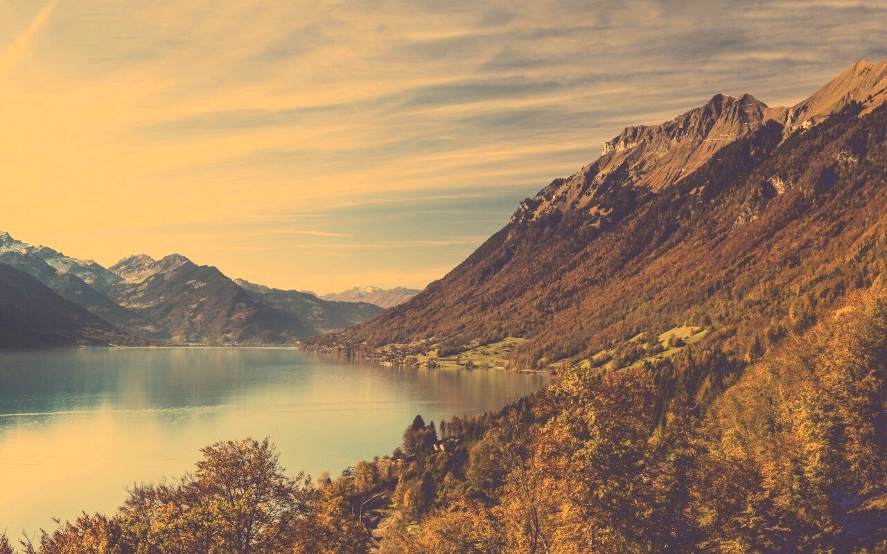 Горное озеро обои