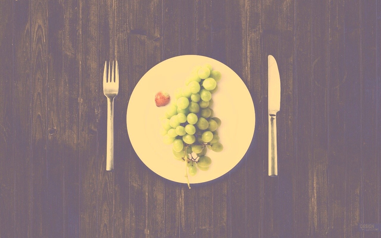 Виноград с клубникой обои