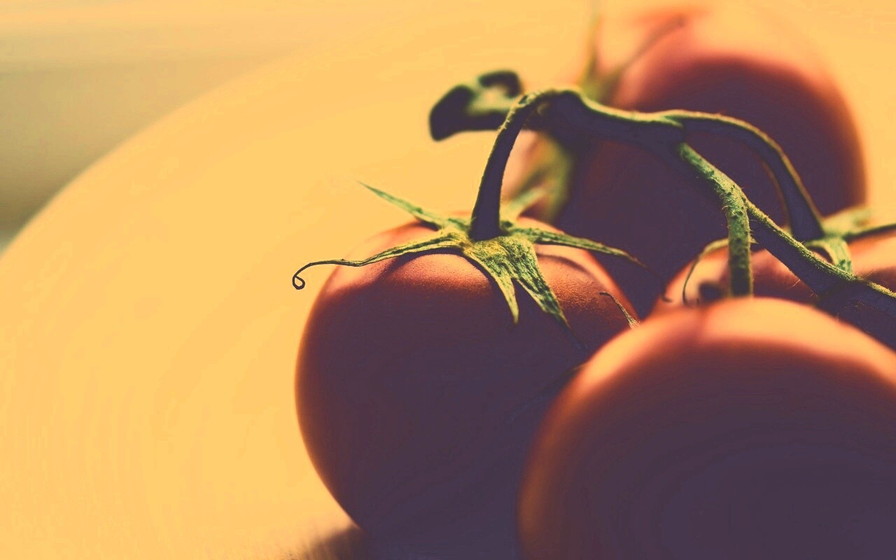 Аппетитные помидоры обои