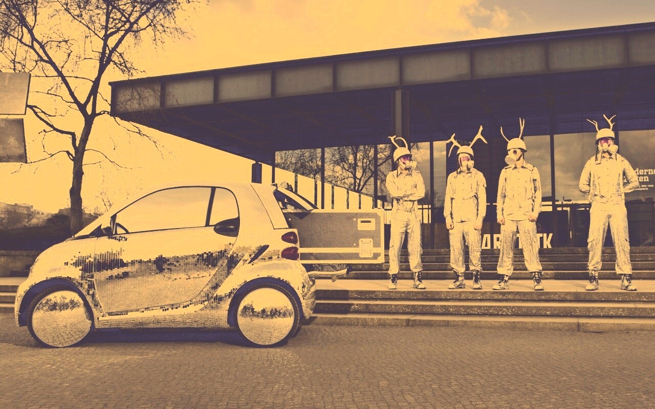 Smart Disco-Ball и 4 оленя обои