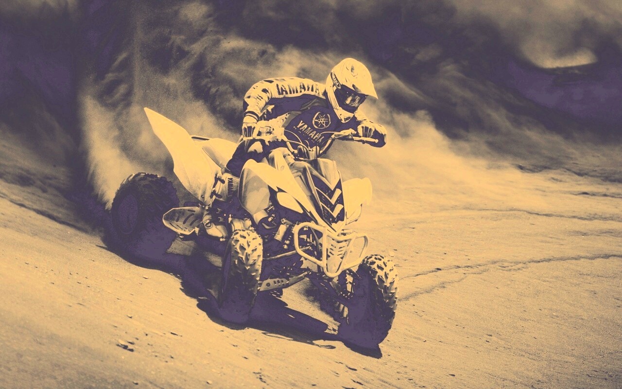 Спортсмен на квадроцикле обои