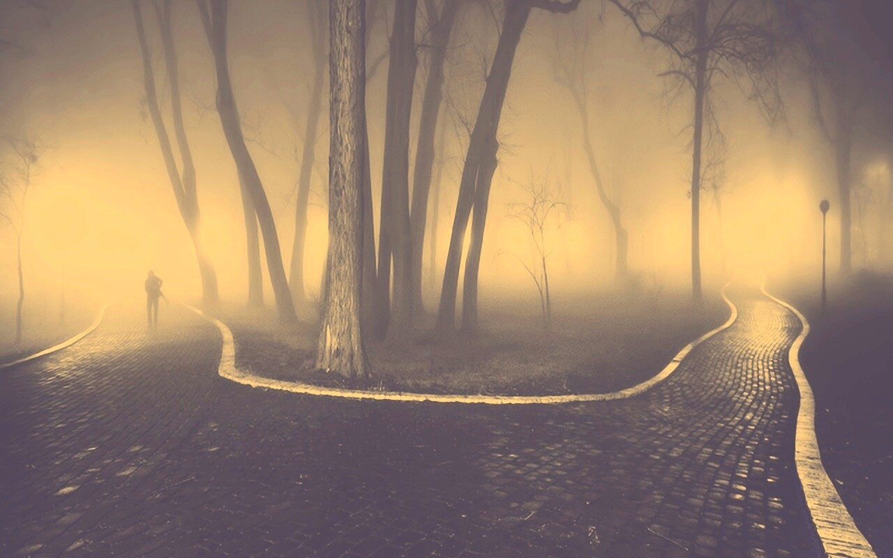 Пустынный лабиринт парковых дорожек обои