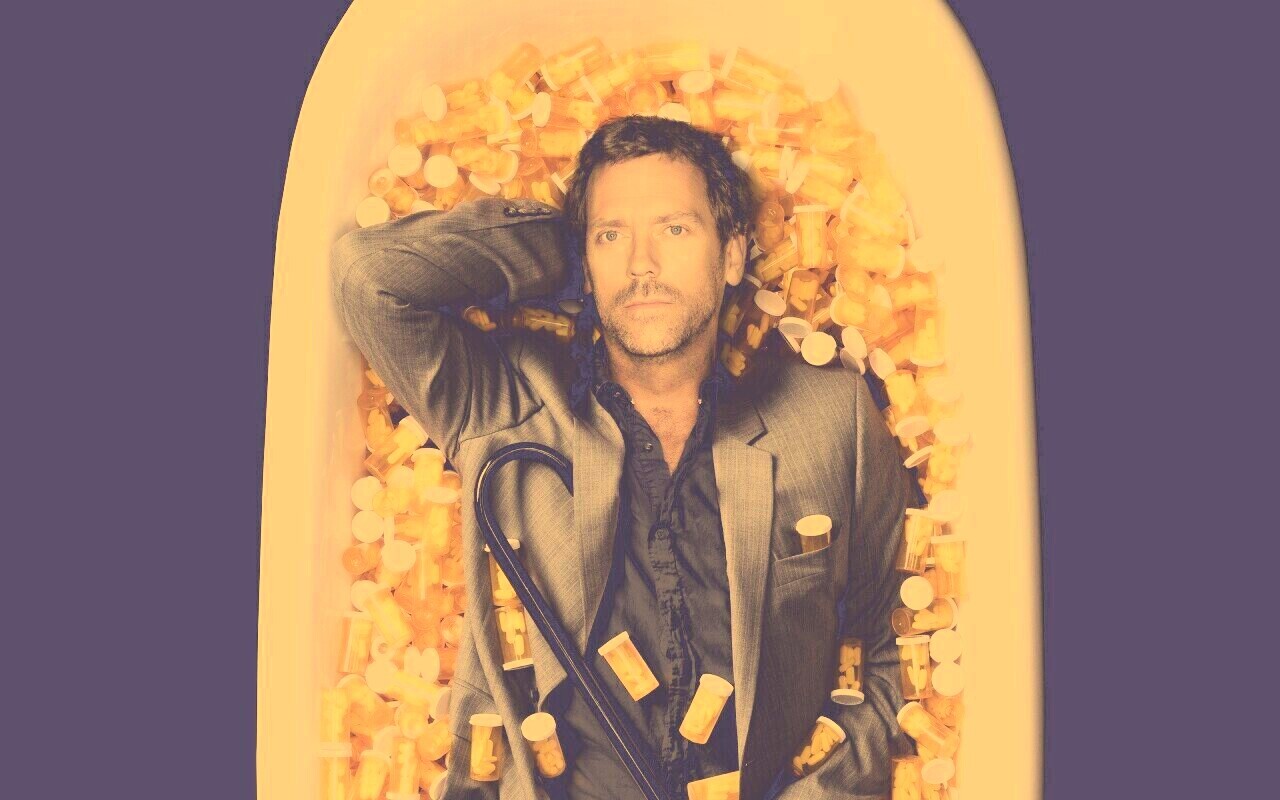 Хаус в ванне с викодином обои