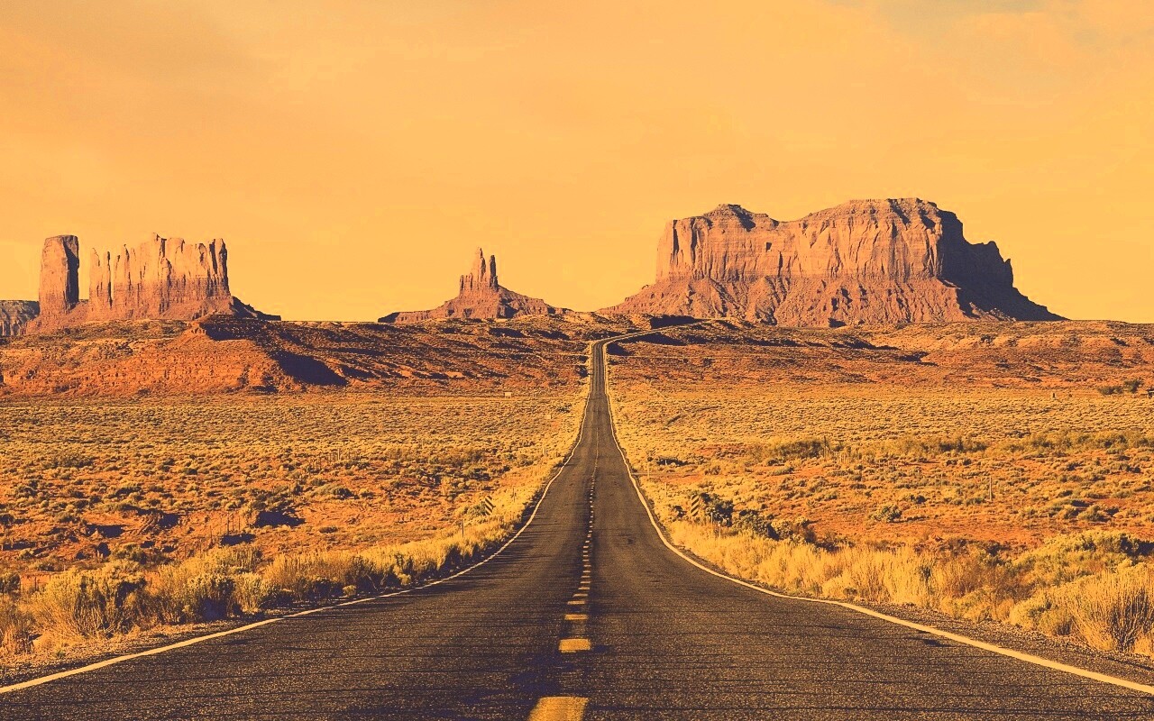 Дорога в пустыне обои