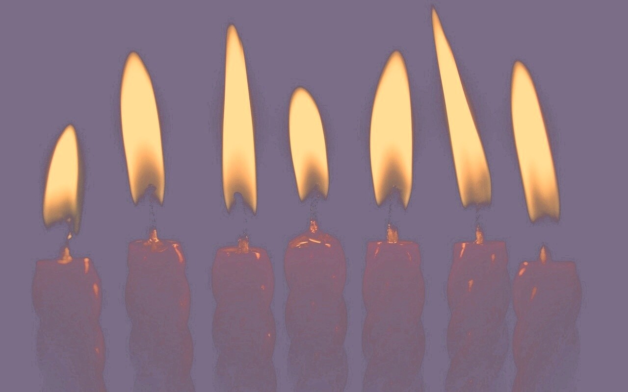 Красные свечи обои