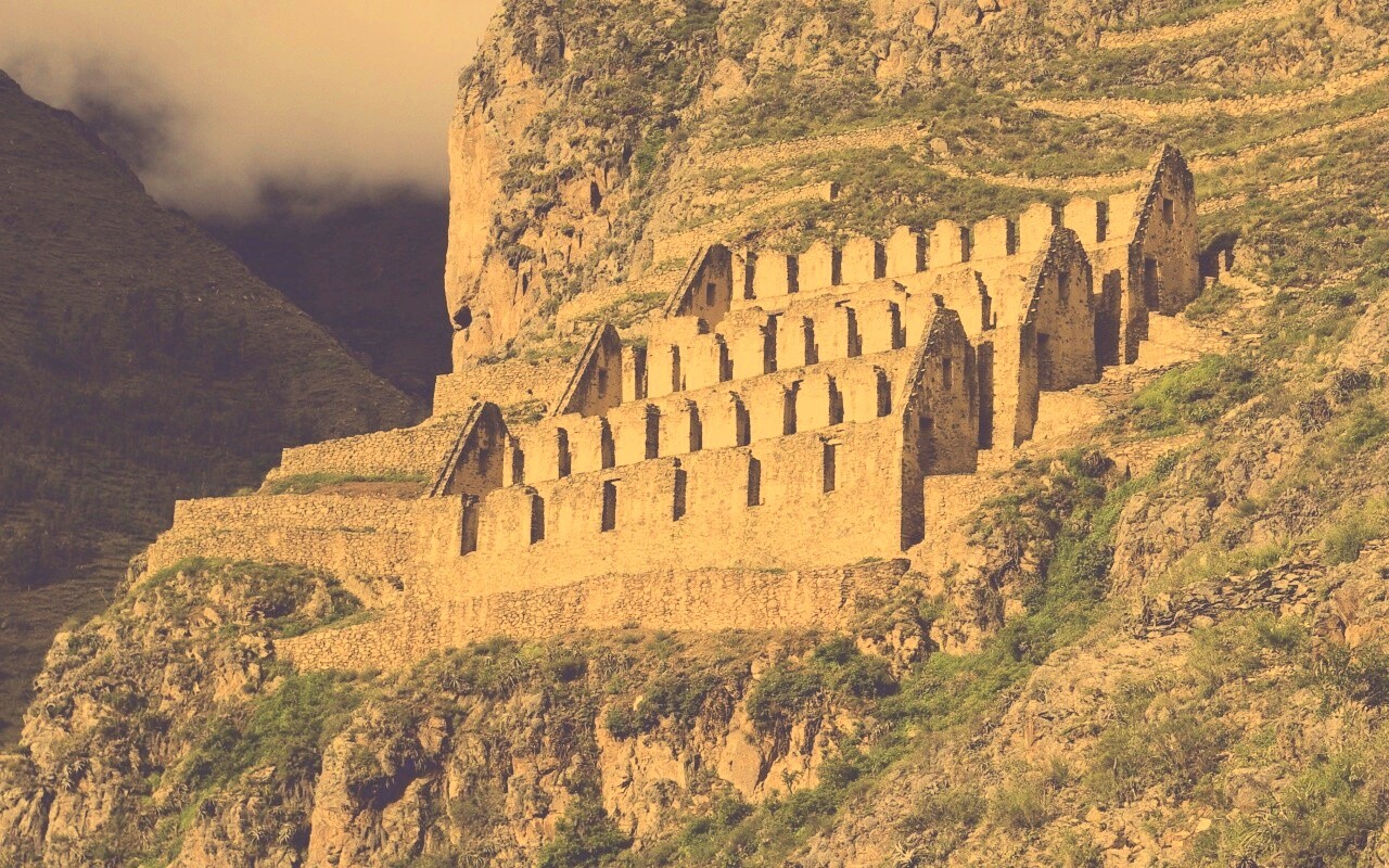 Руины в скалах Перу обои