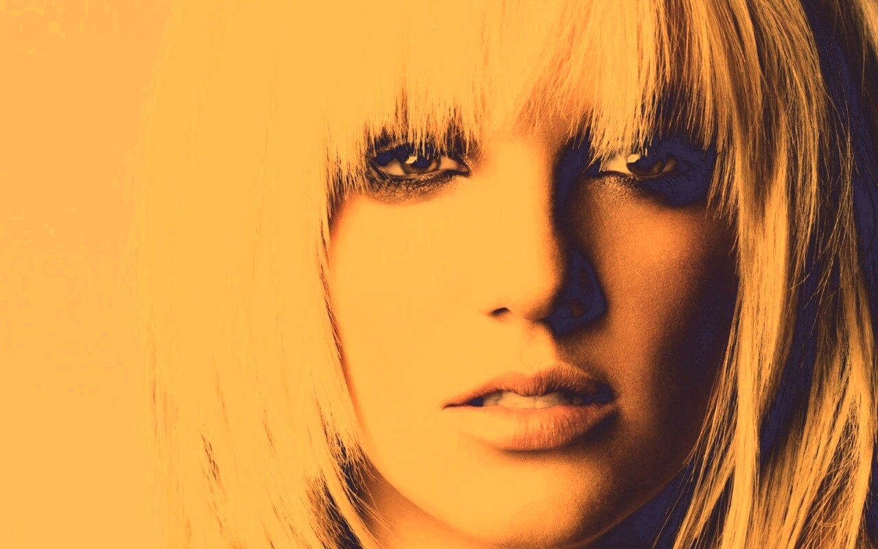 Блондинка Бритни обои