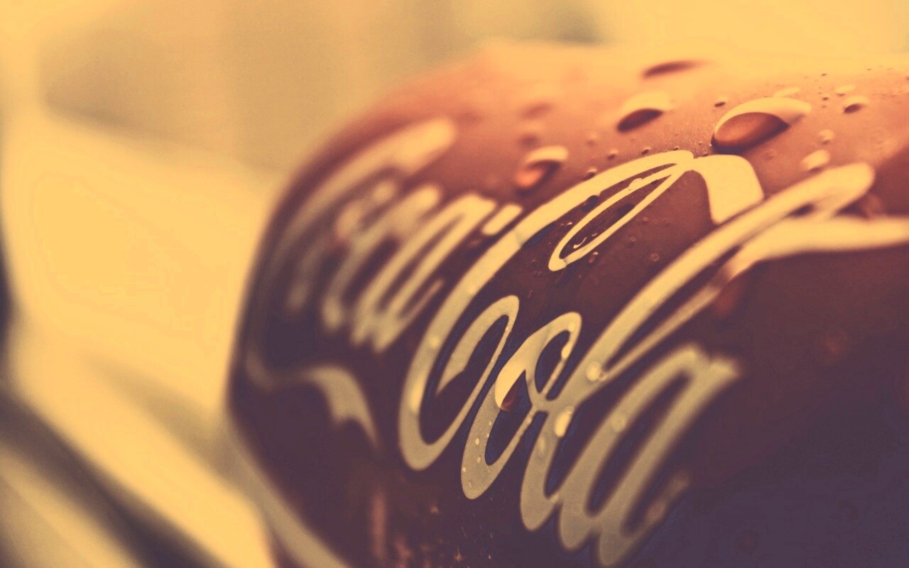 Банка Кока-Колы обои