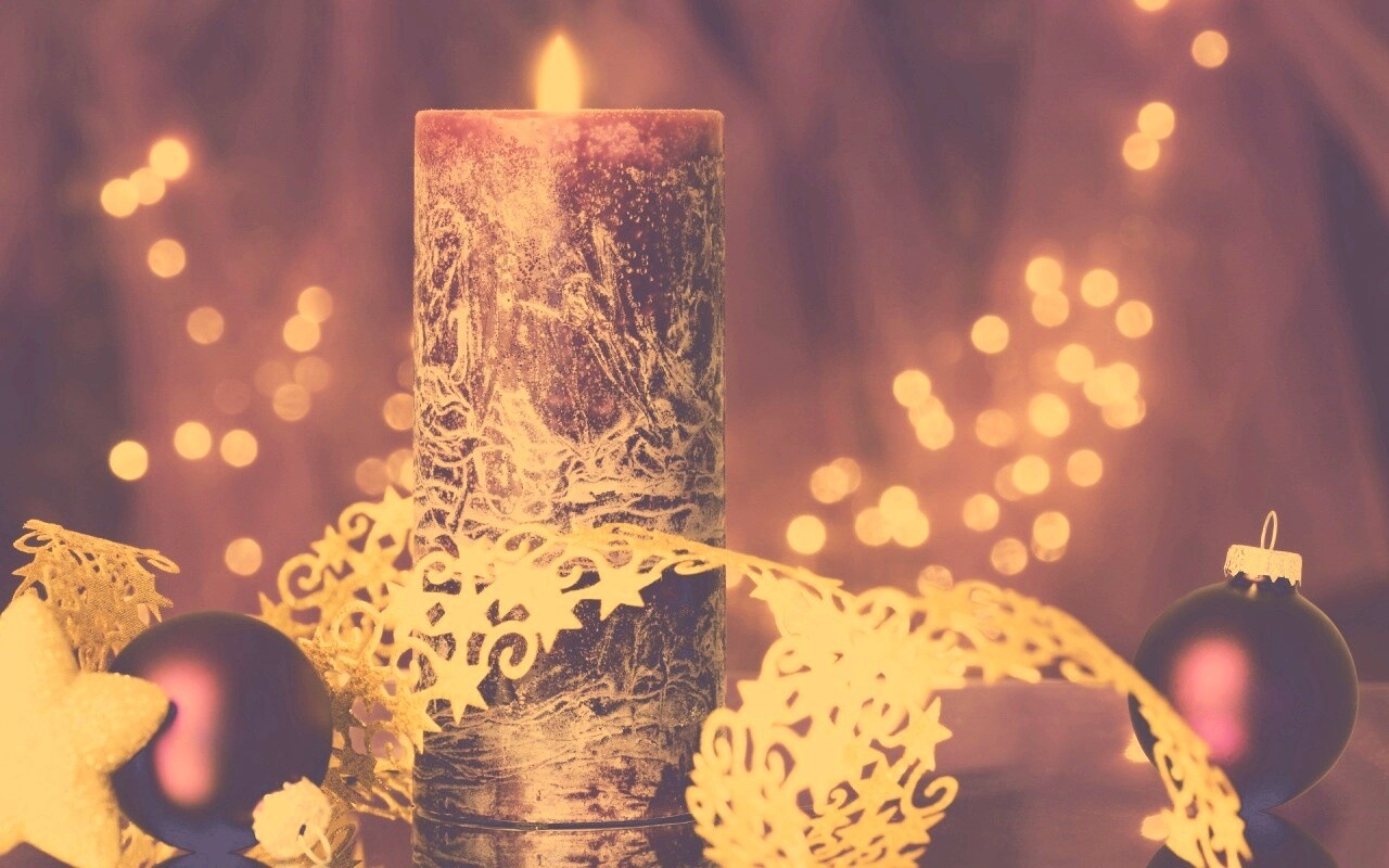 Новогодняя свеча обои