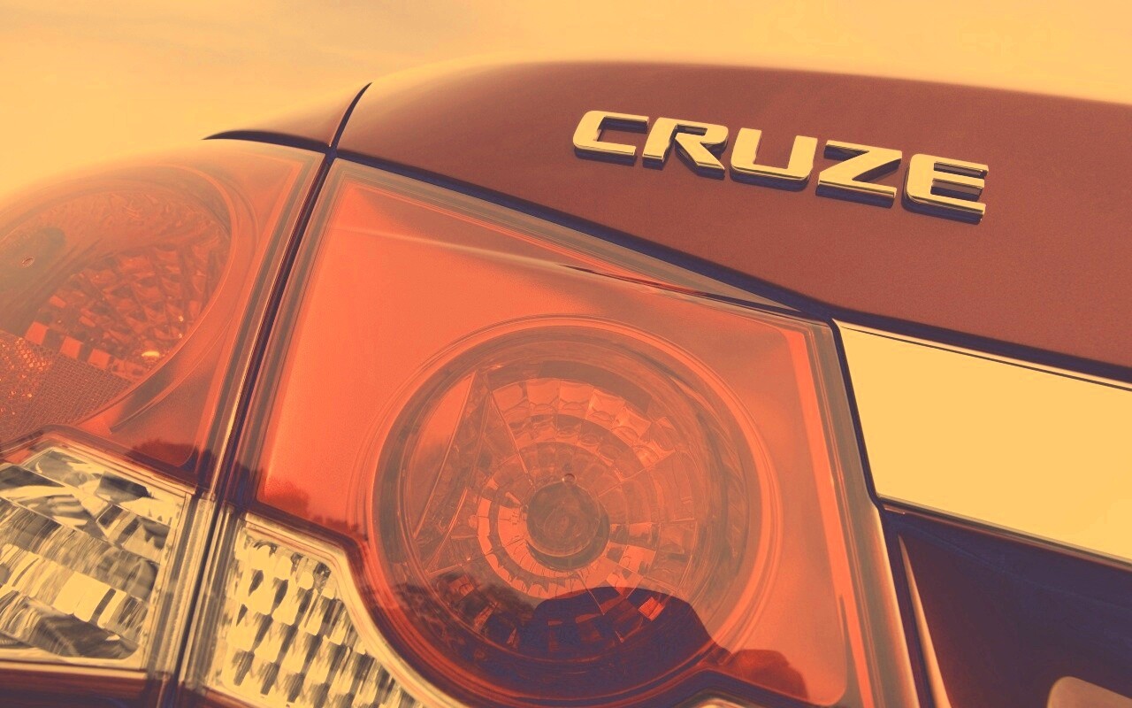 Шильдик Chevrolet Cruze обои