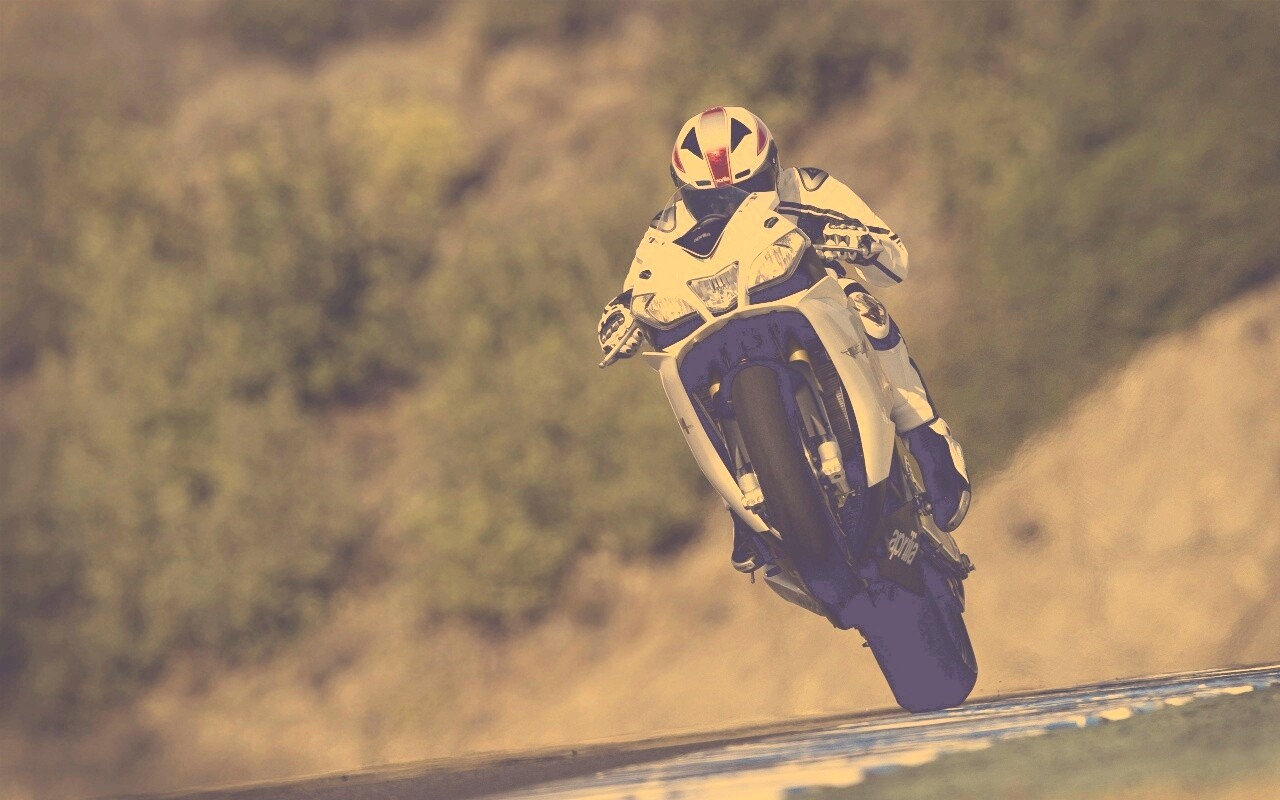 Спортбайк на козле обои