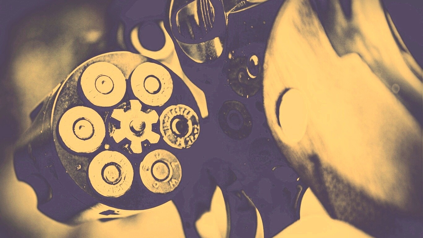 Револьвер обои