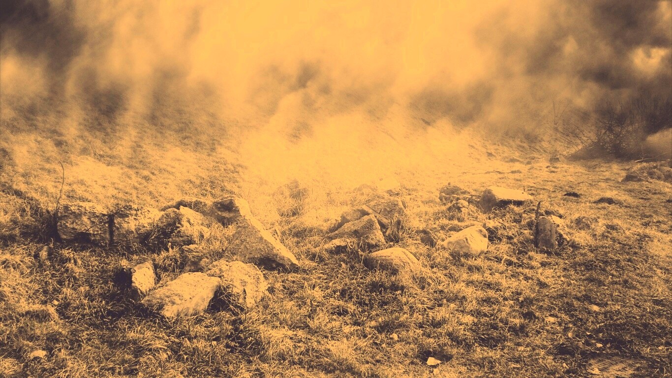 Туман на склоне обои