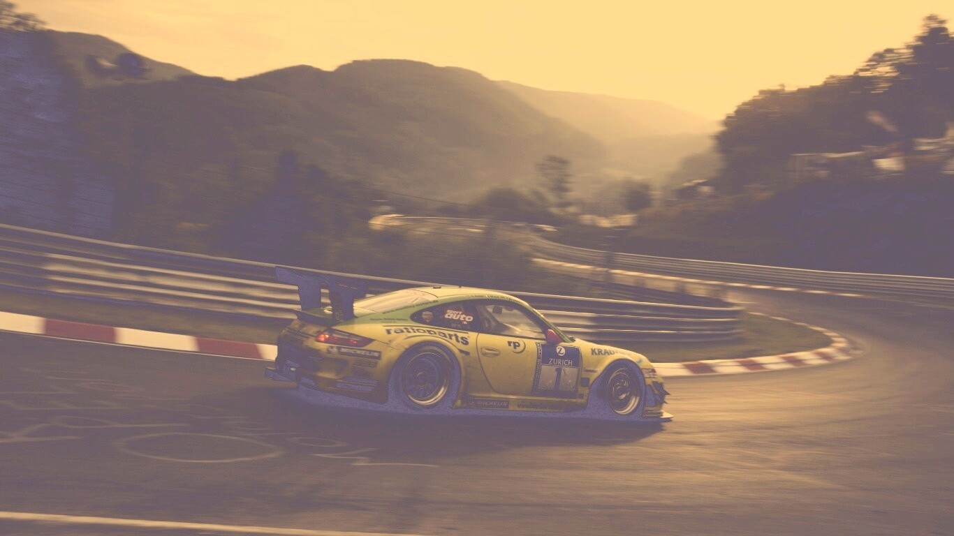 Гоночный Порше на треке обои