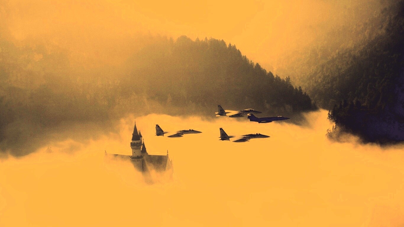 Истребители над замком обои