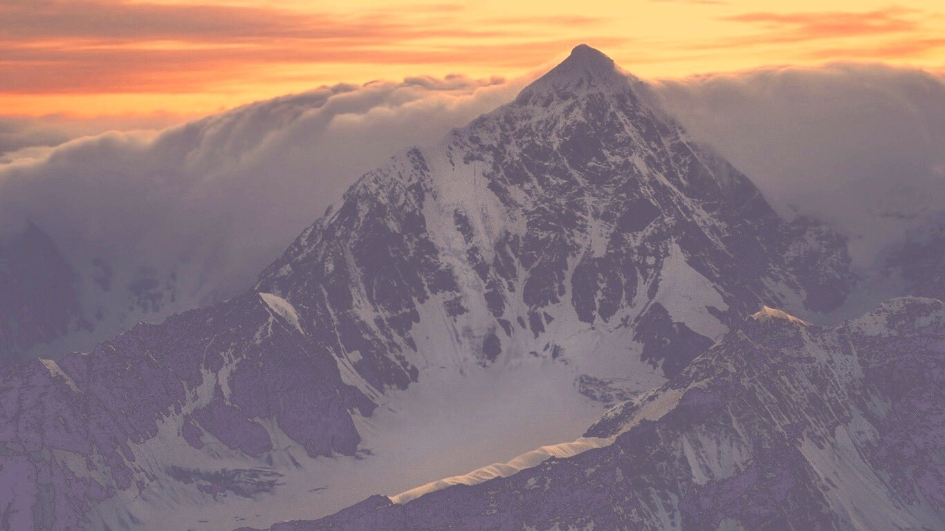 Гора на закате обои