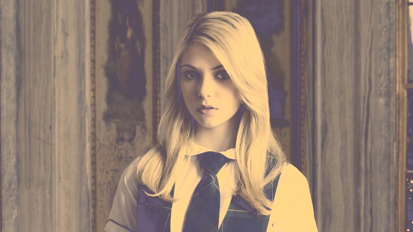 Тейлор Момсен обои