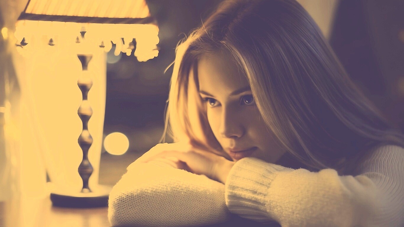 Задумалась обои