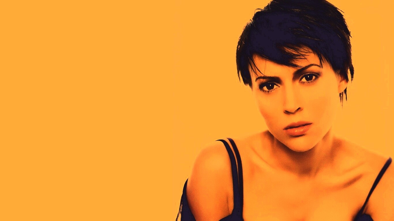 Алиса Милано обои