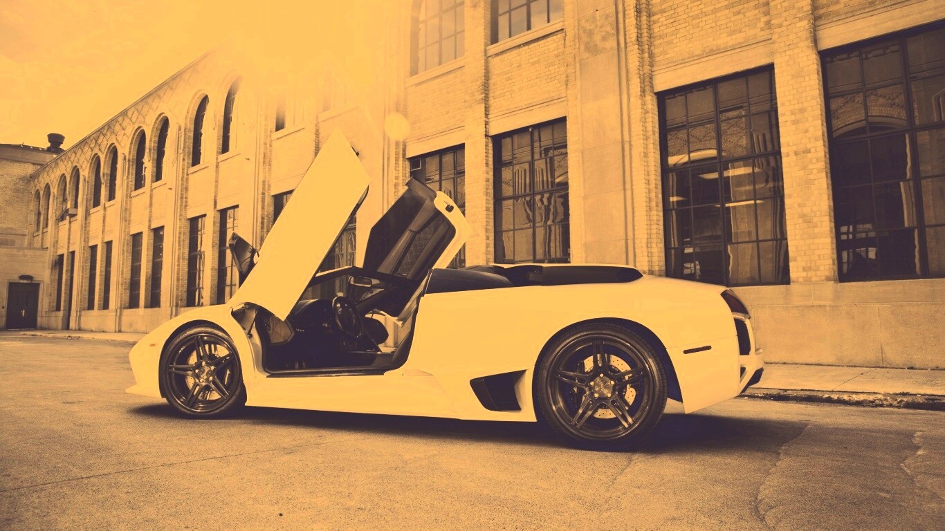 Белая Ламборгини Мурсьелаго обои