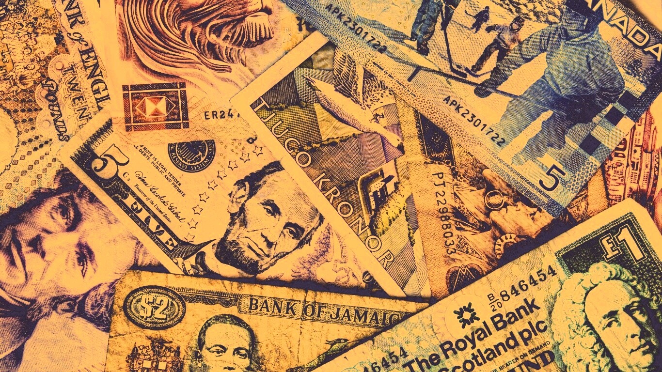 Купюры из разных стран обои