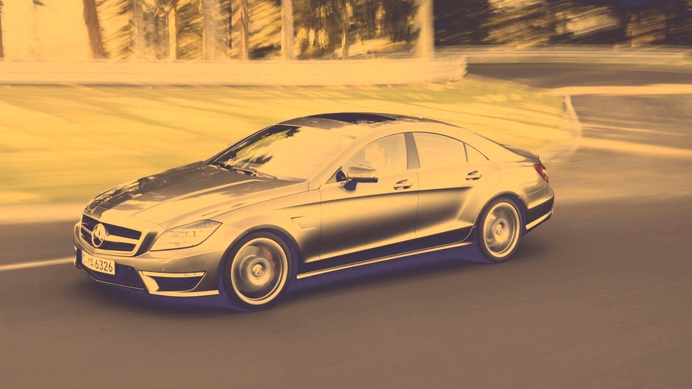 Мерседес в движении обои