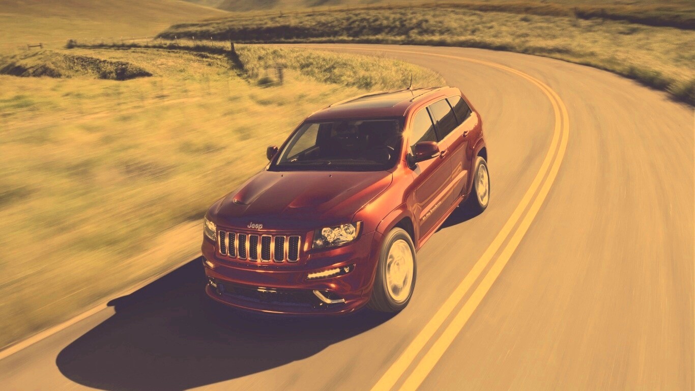 Jeep на дороге обои
