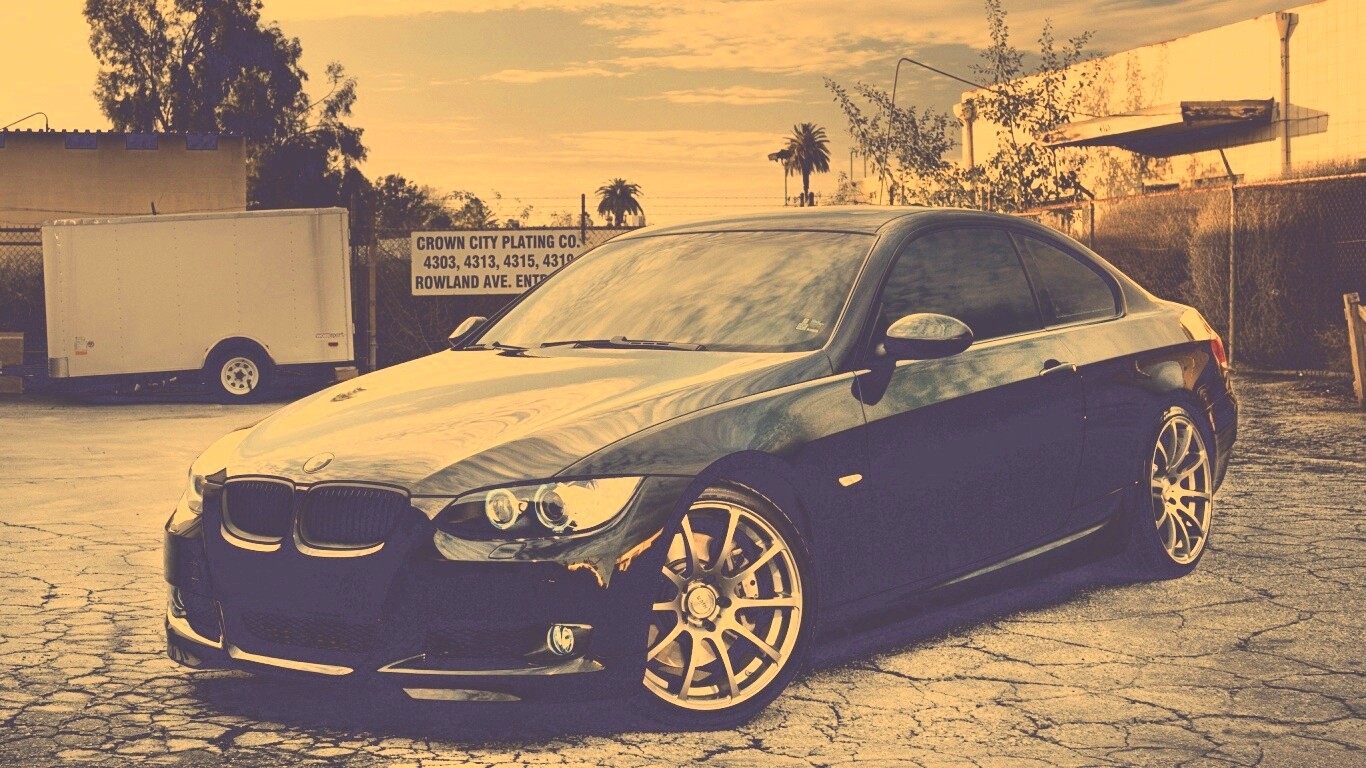 Чёрный БМВ обои