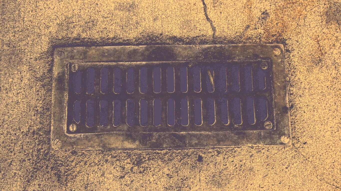 Канализационная решетка обои