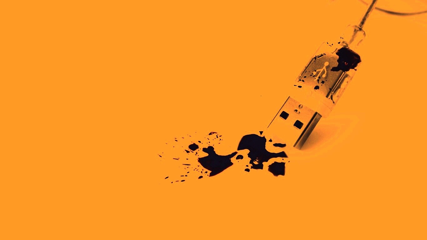 Кровавый usb обои