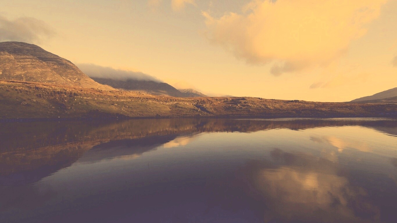 Зеркальное озеро обои