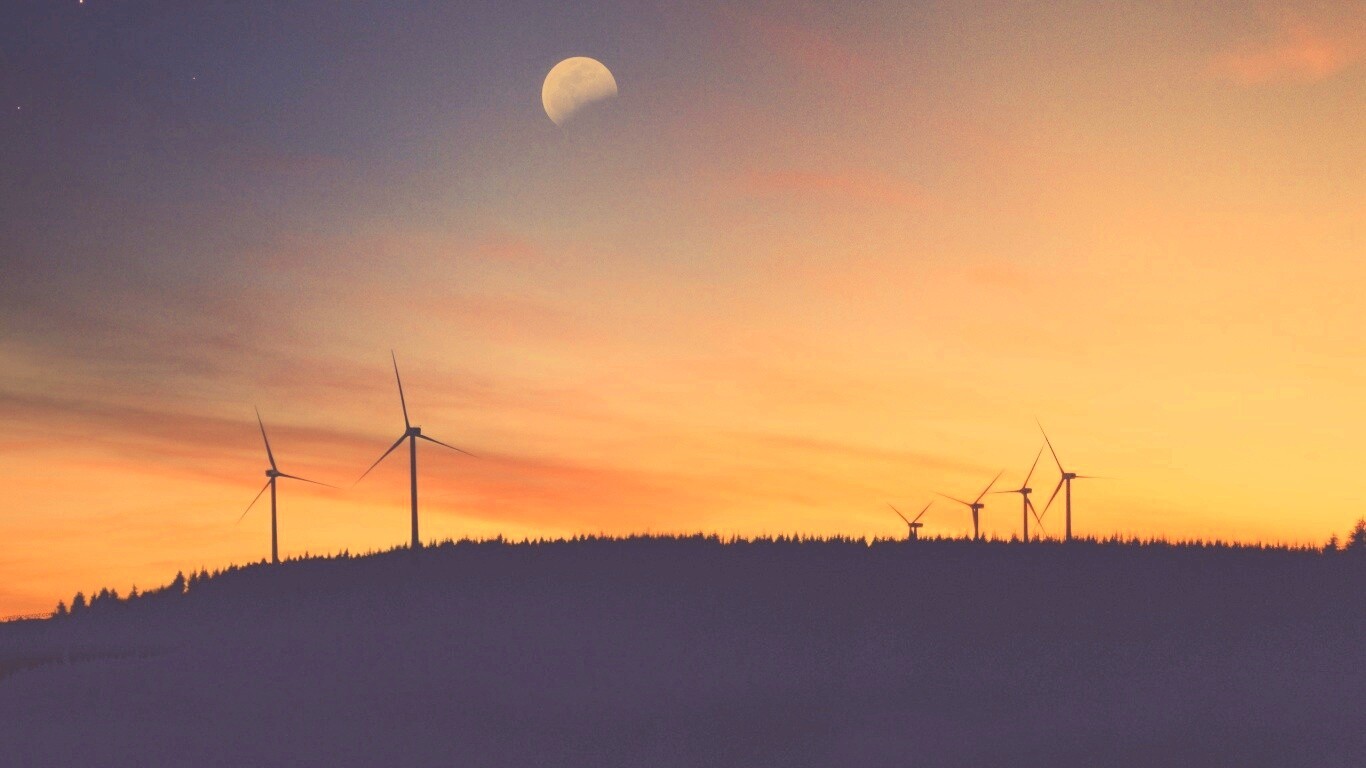 Закат за холмом обои