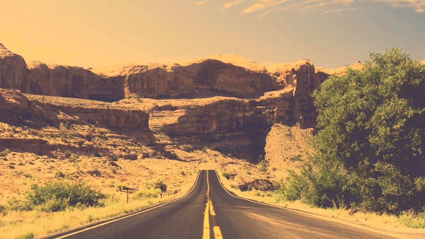 Дорога в горах обои