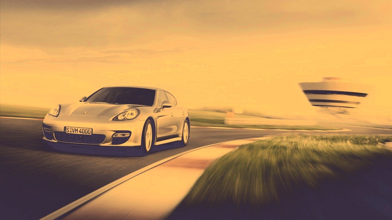 Автомобиль на треке обои