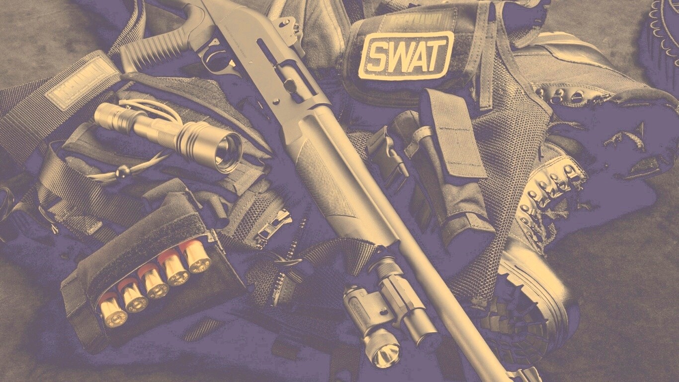 Снаряжение SWAT обои