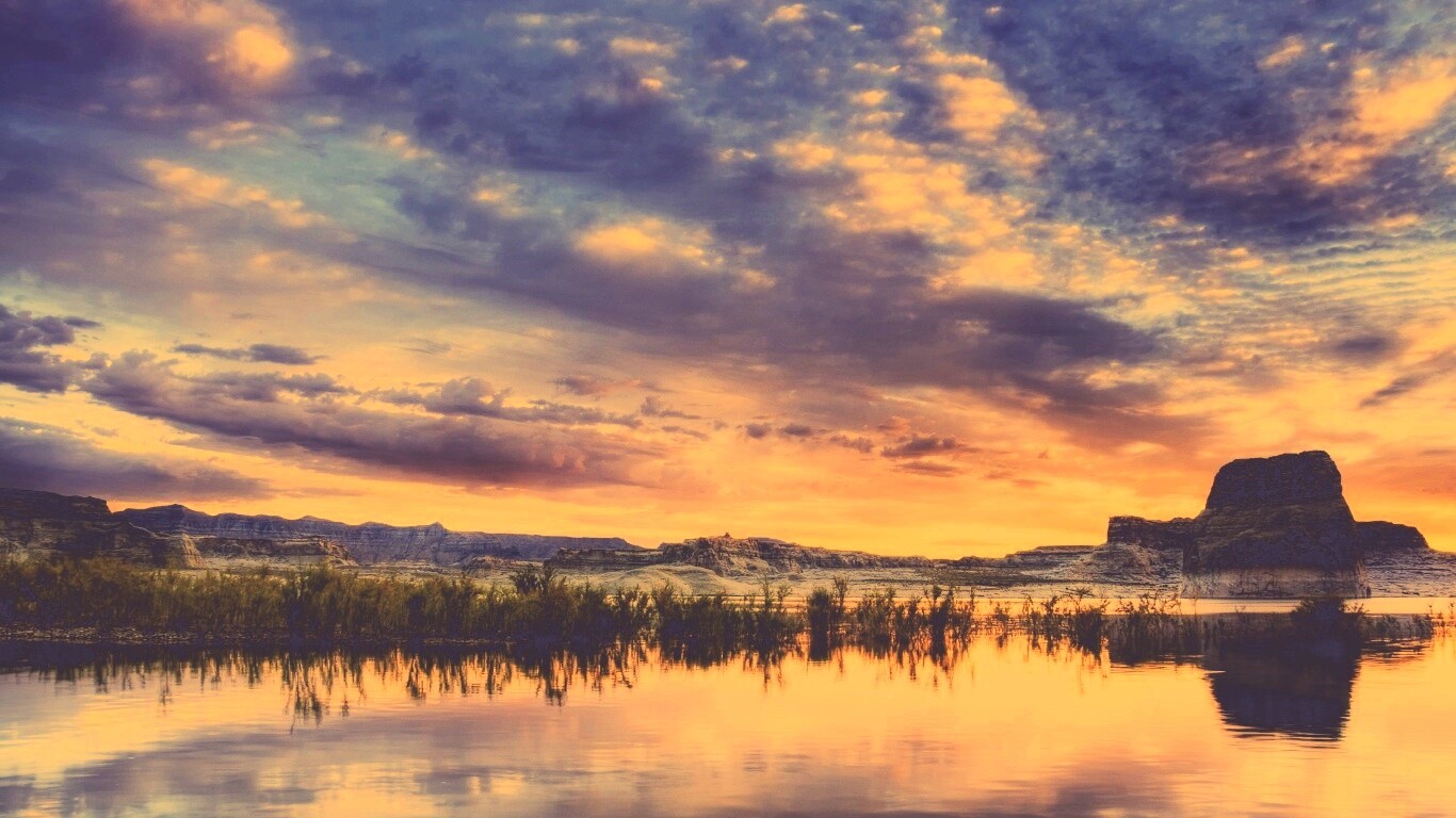 Горное озеро обои