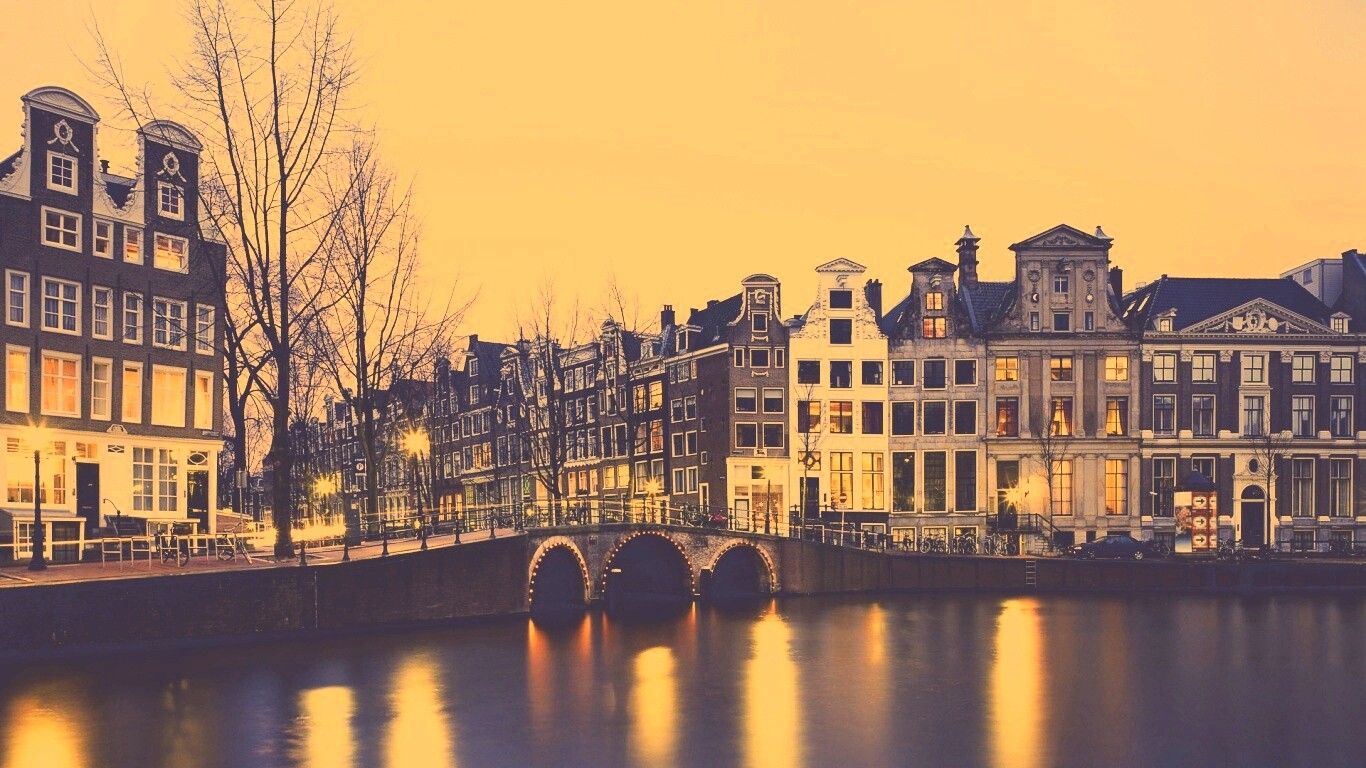 Европейский городок обои