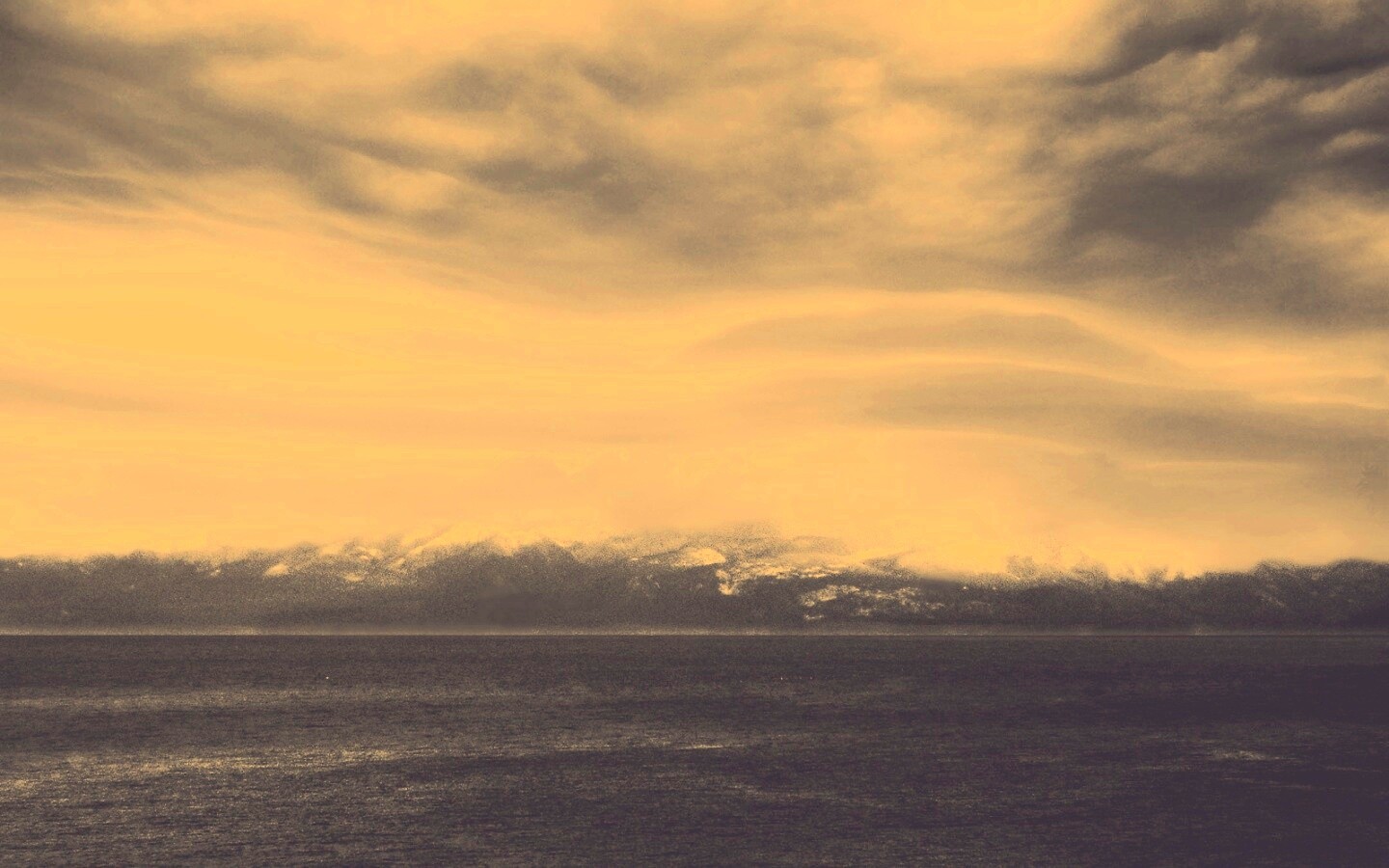 Горное побережье обои