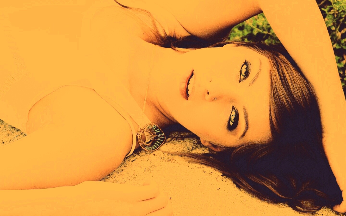 Глаза цвета моря обои