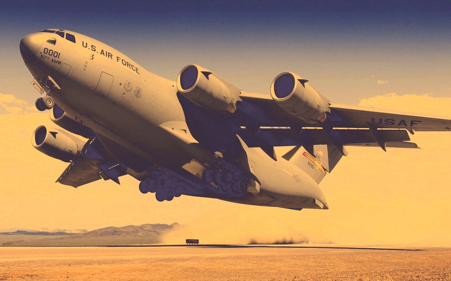 Транспортный самолет воздушных сил США обои