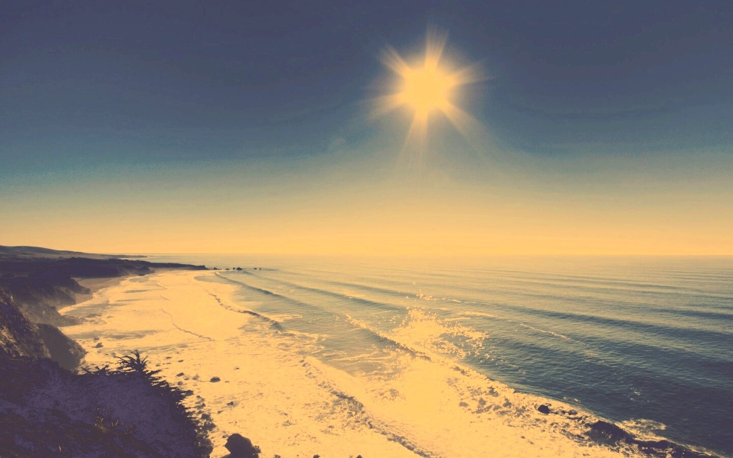 Солнце над морем обои