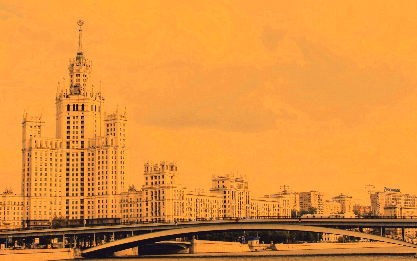 Высотка на Котельнической набережной обои