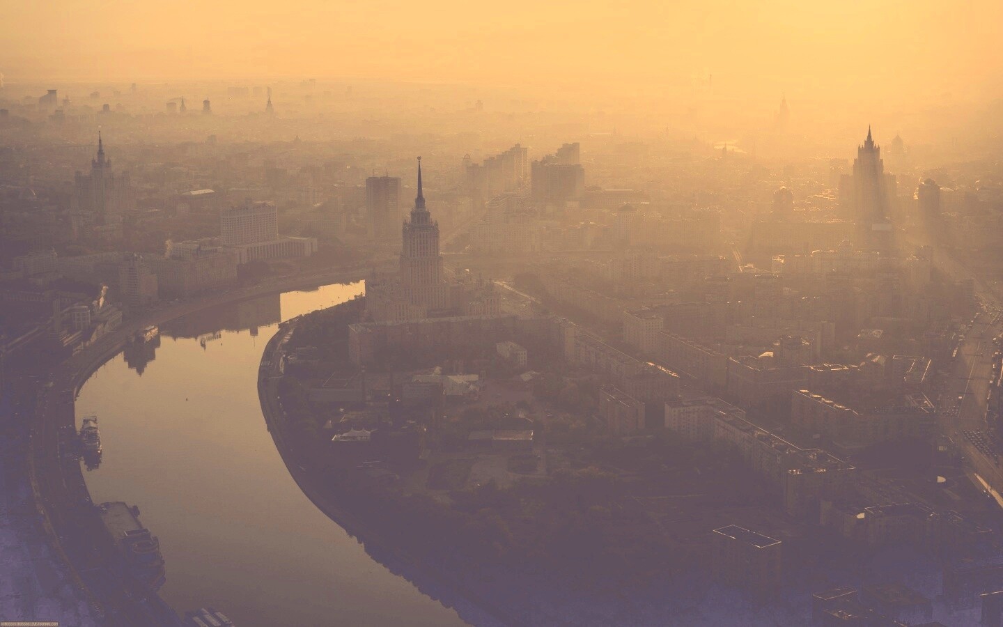 Москва в тумане обои