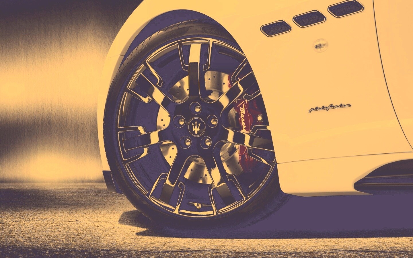 Колесу Maserati Granturismo обои