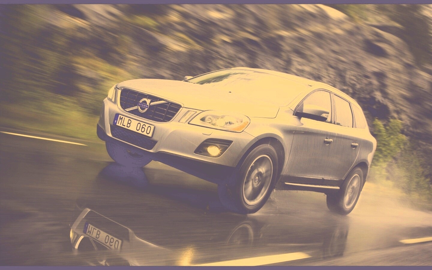 Кроссовер Вольво обои