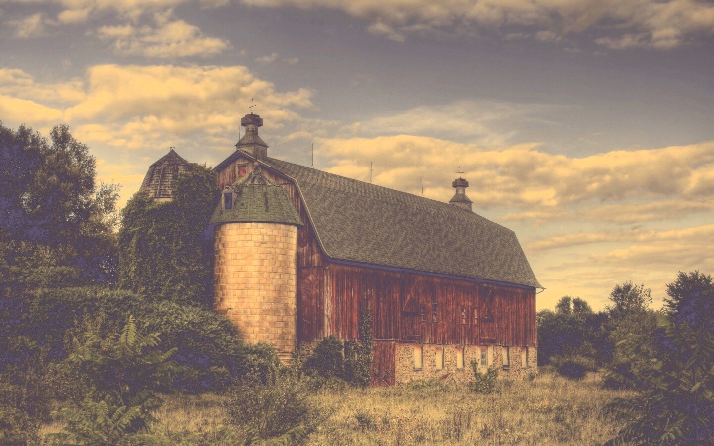 Старый красный амбар обои